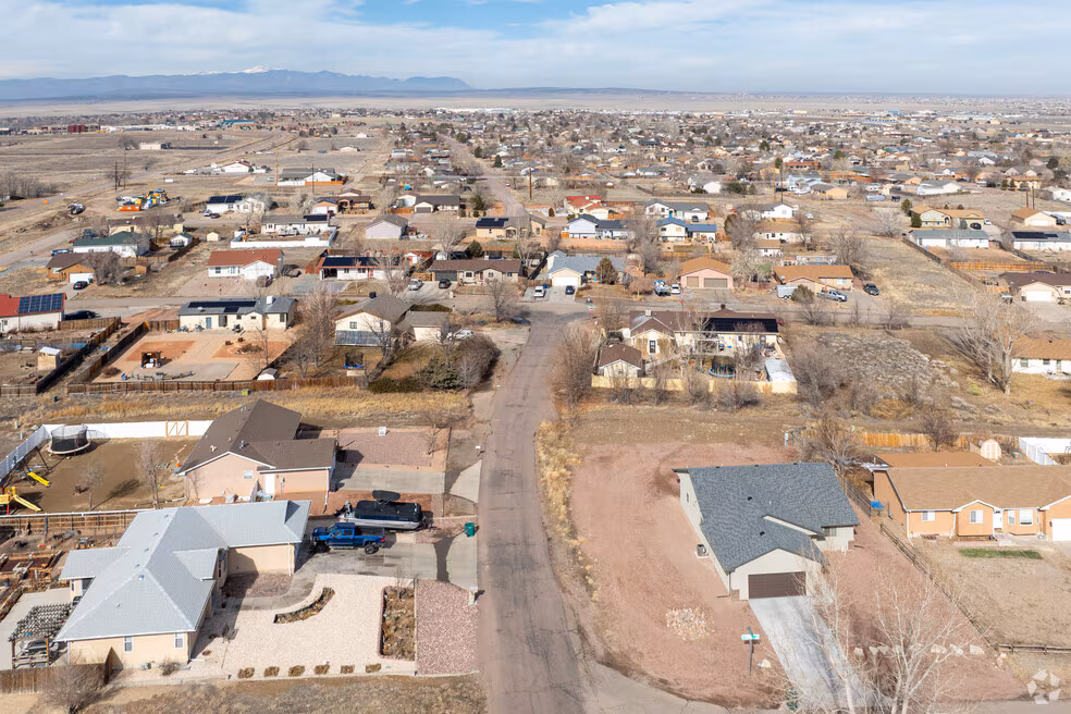 Pueblo West